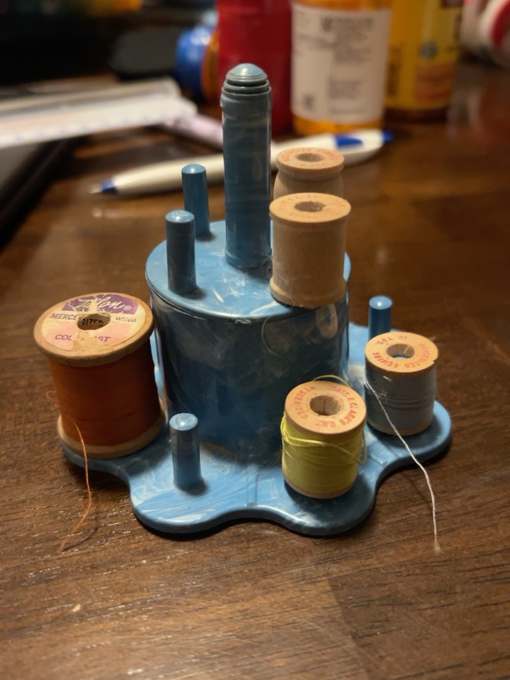 Vintage Homer Mfg Co  Thread Spool Holder Sewing Organizer Blue USA
